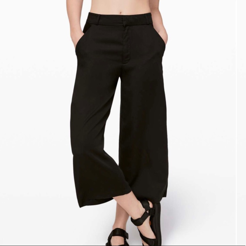 sendal pants - lululemon lab NWT